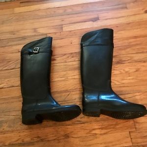 All weather boot